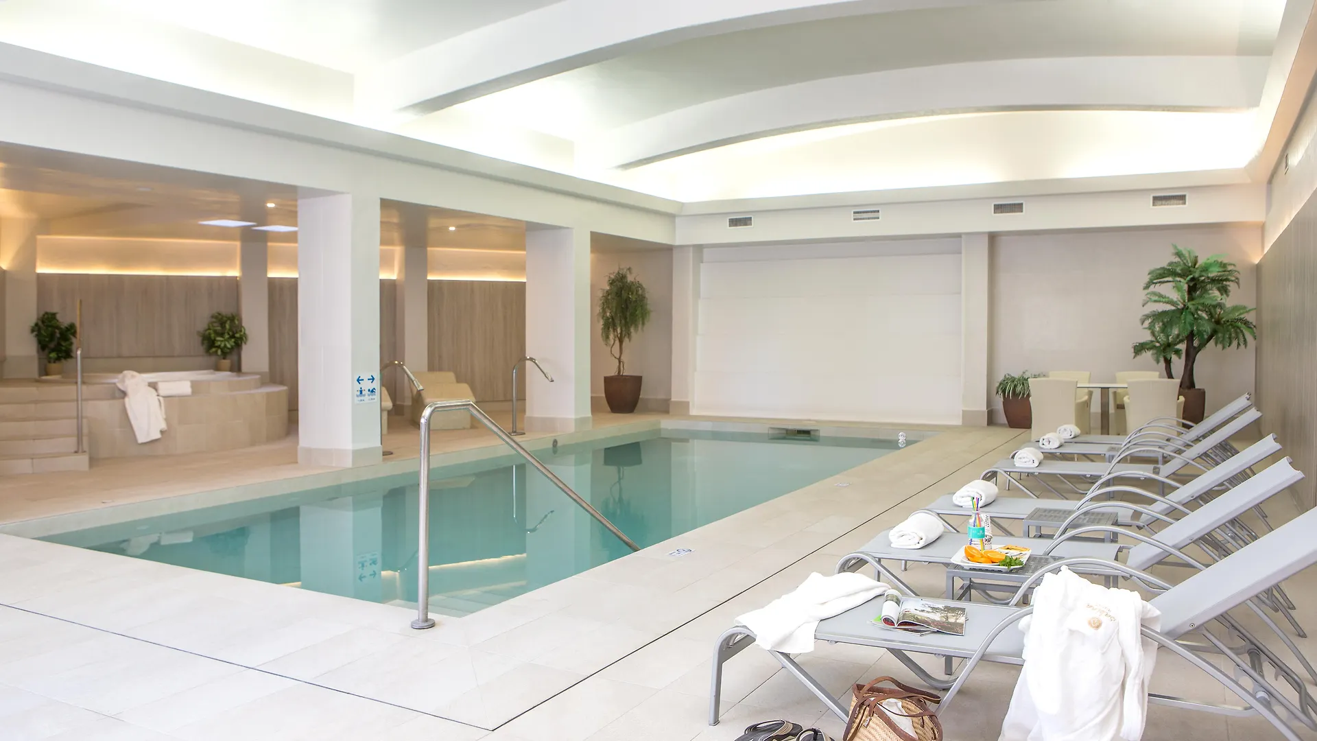 Hotel Sabina And Suites Cala Millor